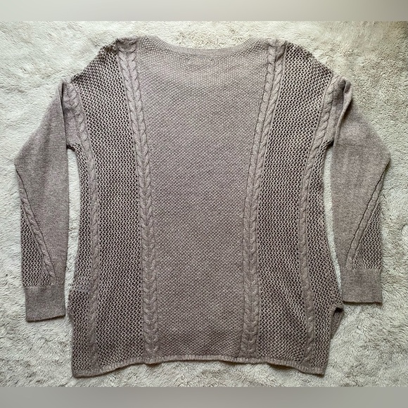 American Eagle Knit Sweaters- Lot of 2 - Picture 7 of 13